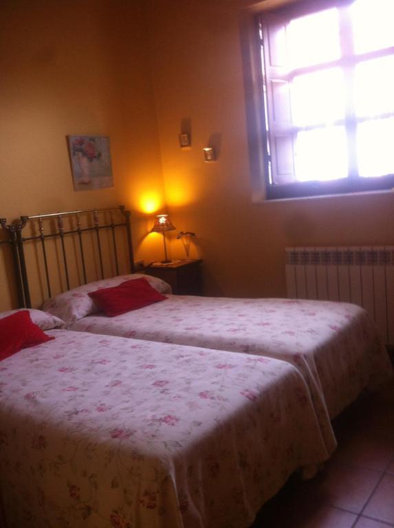 Hotel Rural La Veleta Murias de Rechivaldo Værelse billede