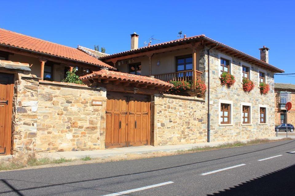 Hotel Rural La Veleta Murias de Rechivaldo Eksteriør billede